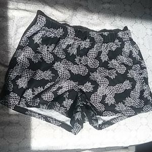 black and white pineapple shorts